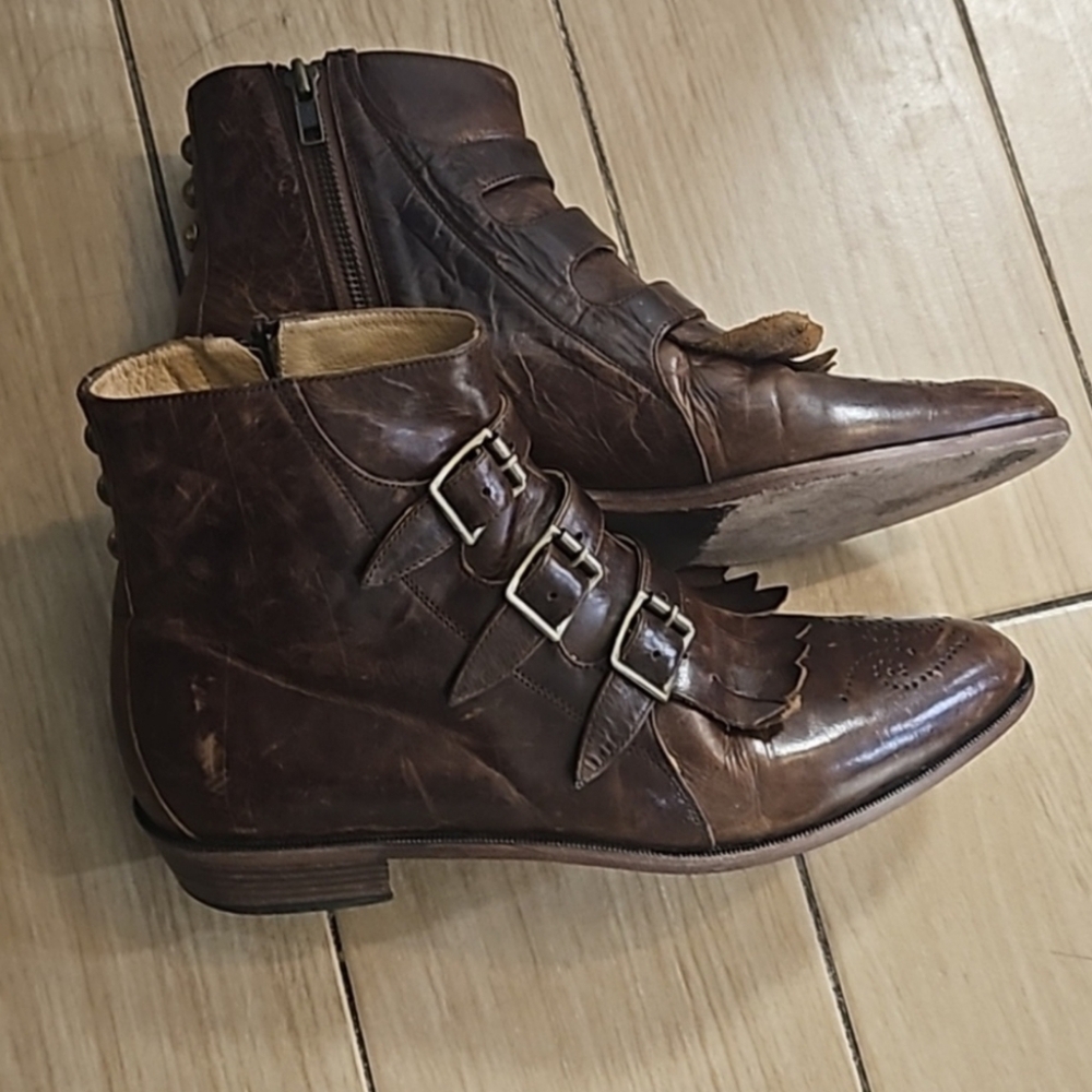 Brown Leather Buckle Boots